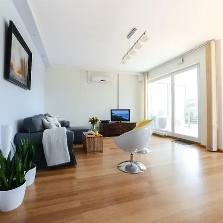 Apartament Marina *